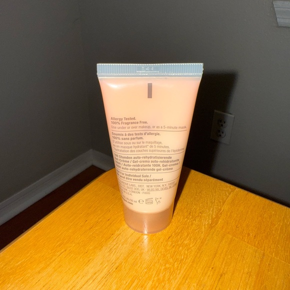 New Never Used Clinique Moisture Surge 100H Auto-Replenishing Hydrator - 1 oz 🎀 - Picture 2 of 7